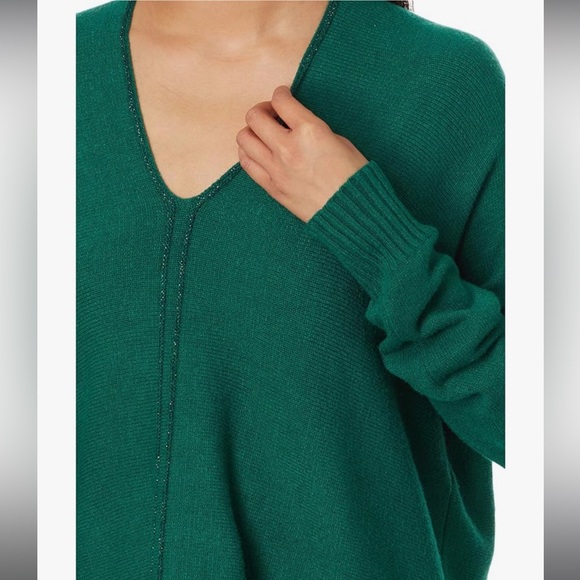 Lilly Pulitzer Sevie Sweater - Picture 8 of 8